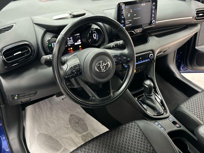 Toyota Yaris Hybrid Lounge MY22