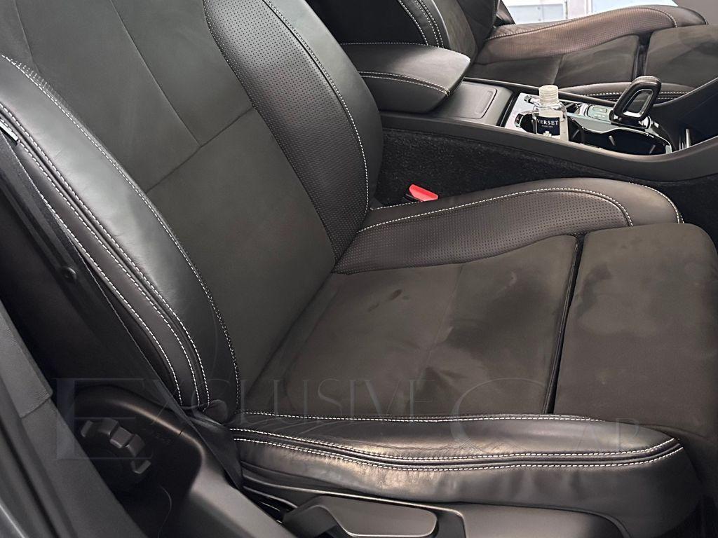 VOLVO - XC40 - D3 R-design