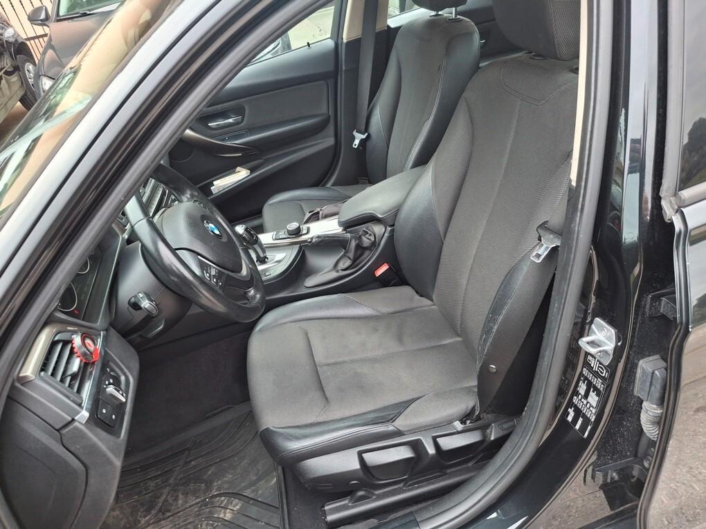 Bmw 318d "Modern" Automatica 2014