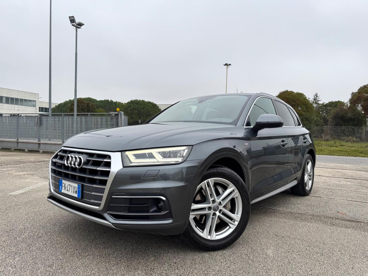 AUDI Q5 2.0 Quattro S-LINE-Virtual Luci Ambient 19