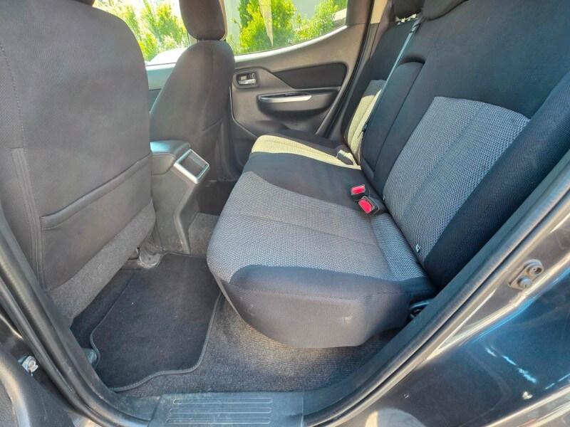 MITSUBISHI L200 (2019-2022) L200 2.3 D Double C...