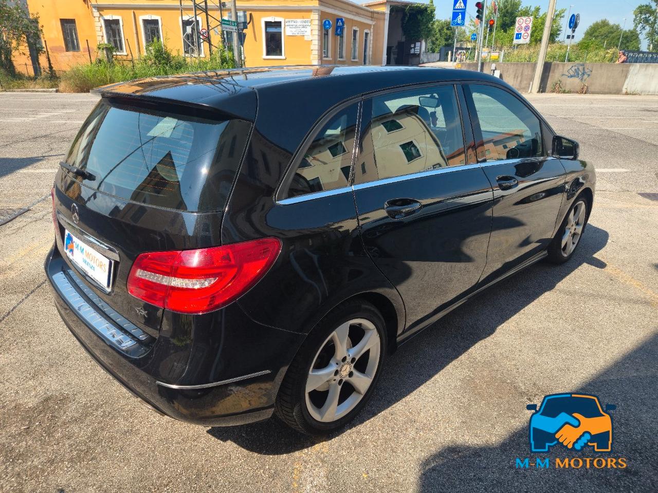 Mercedes B 180 Premium