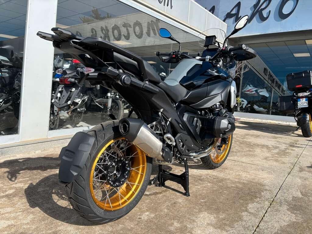 Bmw R 1300 GS Triple Black Nuovo pronto consegna Tuo a solo 215 Euro al mese