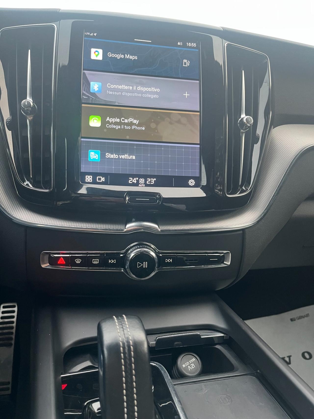 Volvo XC 60 XC60 B4 (d) automatico MOMENTUM PRO