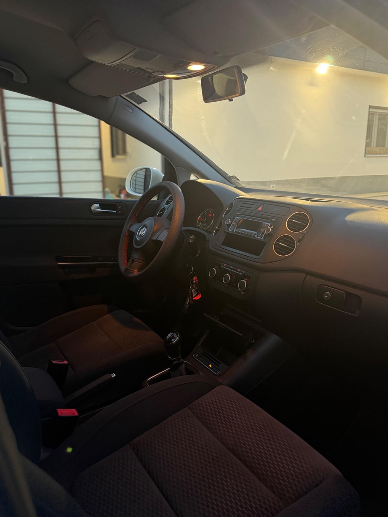 Volkswagen Golf Plus Variant 1.6 TDI DPF Highline