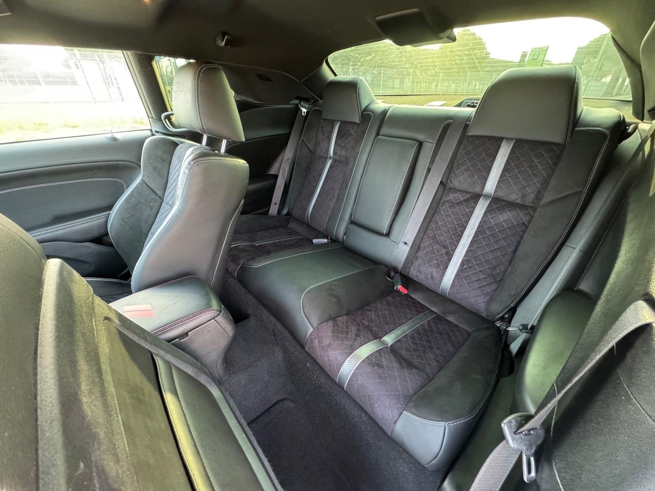 Dodge Challenger 3,6 v6 PELLE CERCHI 20 INTROVABILE