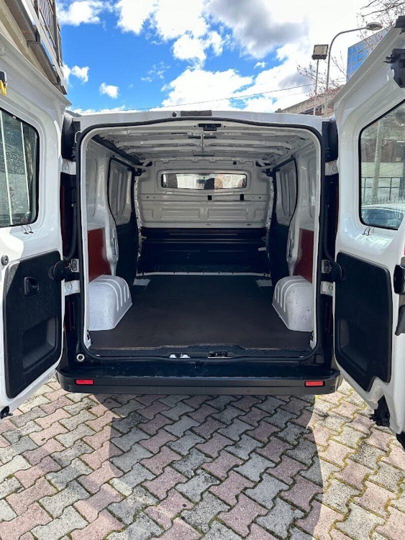 OPEL vivaro 1.6 CDTI 120CV Doppia porta laterale