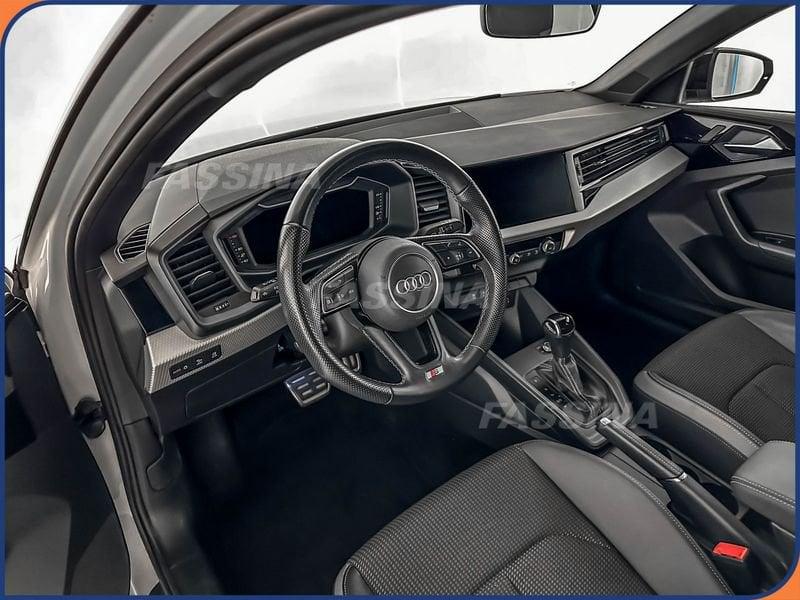 Audi A1 Sportback 35 TFSI S tronic Identity Black