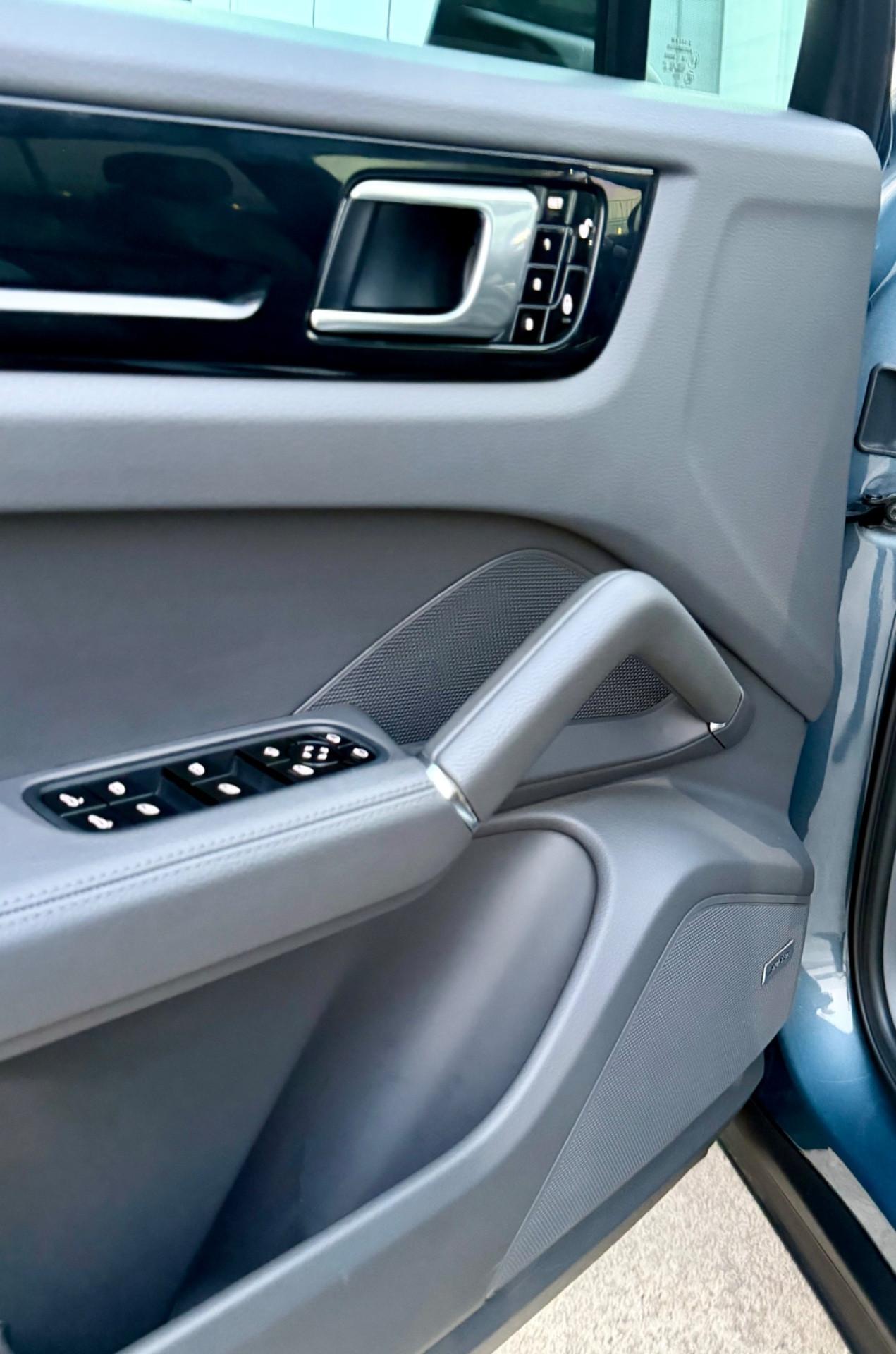 Porsche Cayenne 3.0 V6