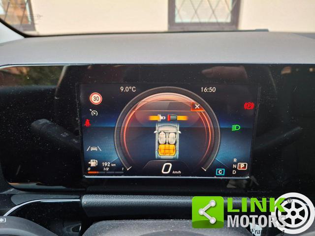MERCEDES-BENZ GLA 180 d Automatic Business GARANZIA INCLUSA