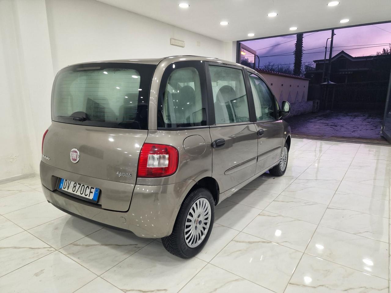 Fiat Multipla 1.6 16V Natural Power 6 POSTI