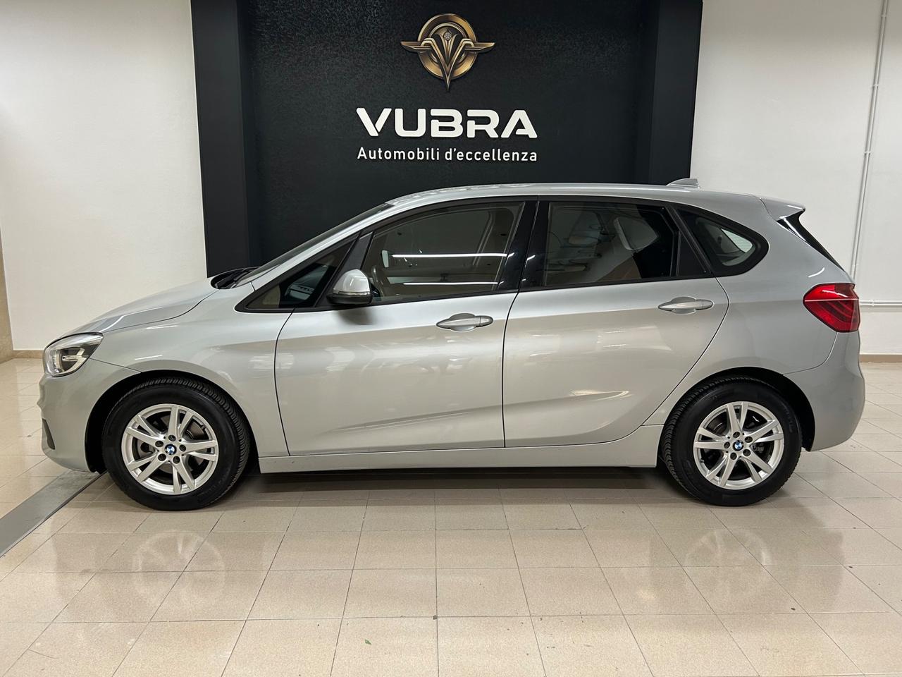 Bmw Serie 2 216d Active Tourer Advantage