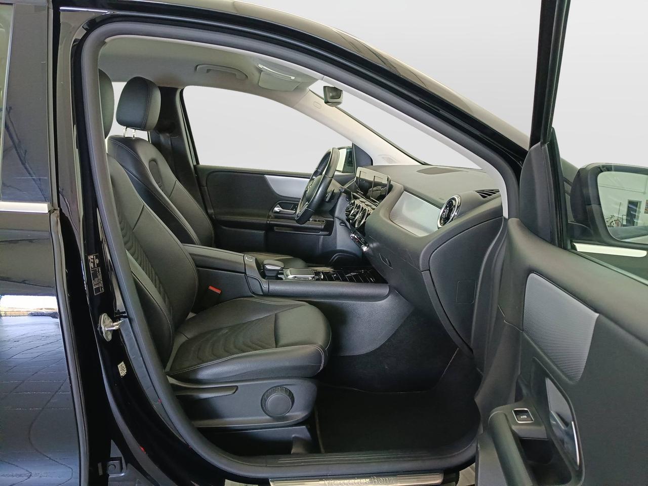 Mercedes-Benz Classe B - W247 2018 - B 180 d Sport auto