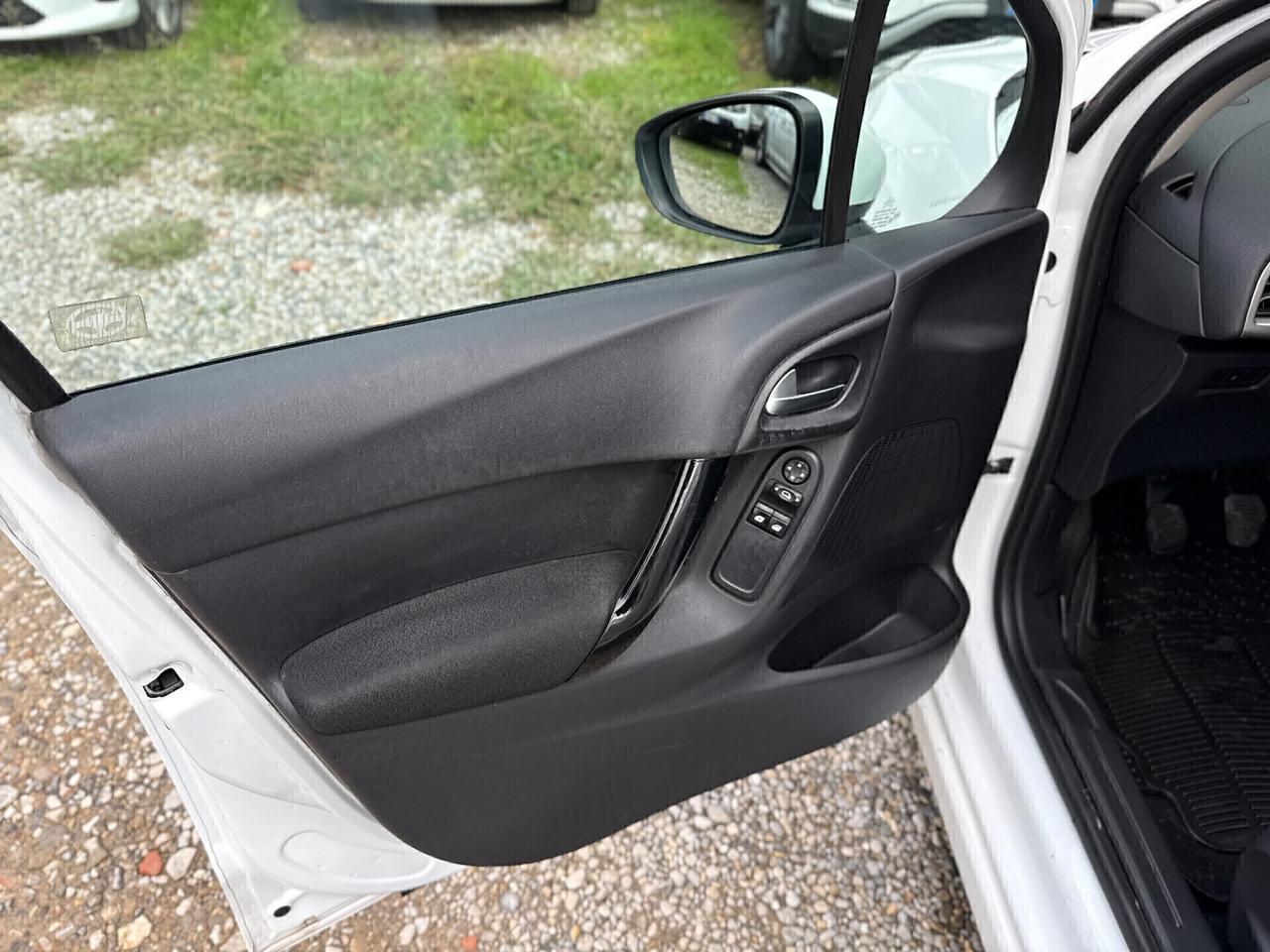 Citroen C3 PureTech 82 GPL Shine