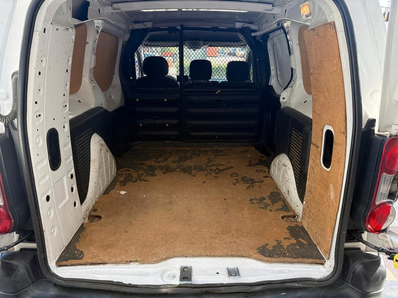 Citroen Berlingo 1.6 Blue-HDi Business L2 MAXI 3 Posti