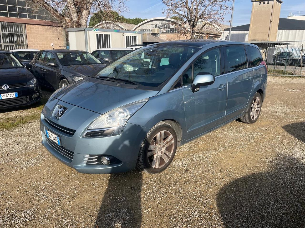 Peugeot 5008 1.6 HDi 110CV Féline