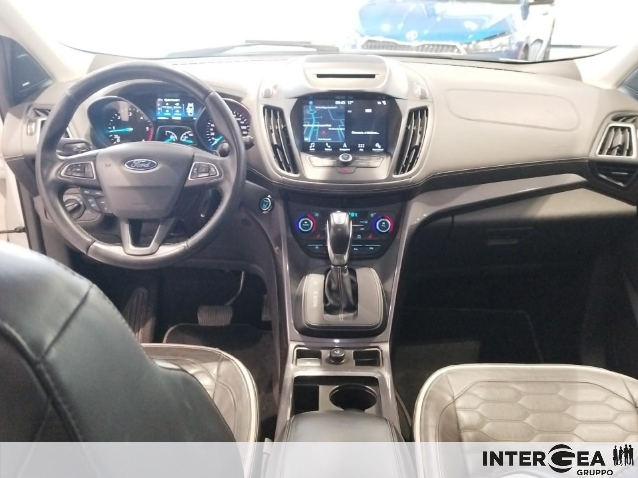 FORD Kuga 2.0 tdci Vignale s&s awd 180cv powershift my18