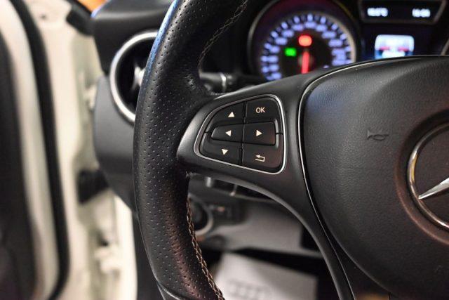 MERCEDES-BENZ GLA 200 CDI AUTO F1 SPORT 136CV NAVI CAM XENO PDC 18"FULL!