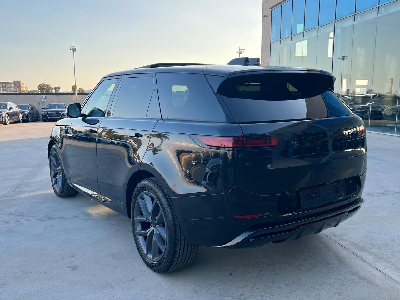 Land Rover Range Sport 3.0D l6 300 CV Dynamic SE - possibilità noleggio no scoring