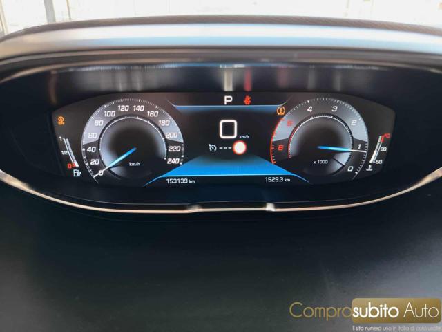 PEUGEOT 5008 BlueHDi 130 S&S EAT8 Allure