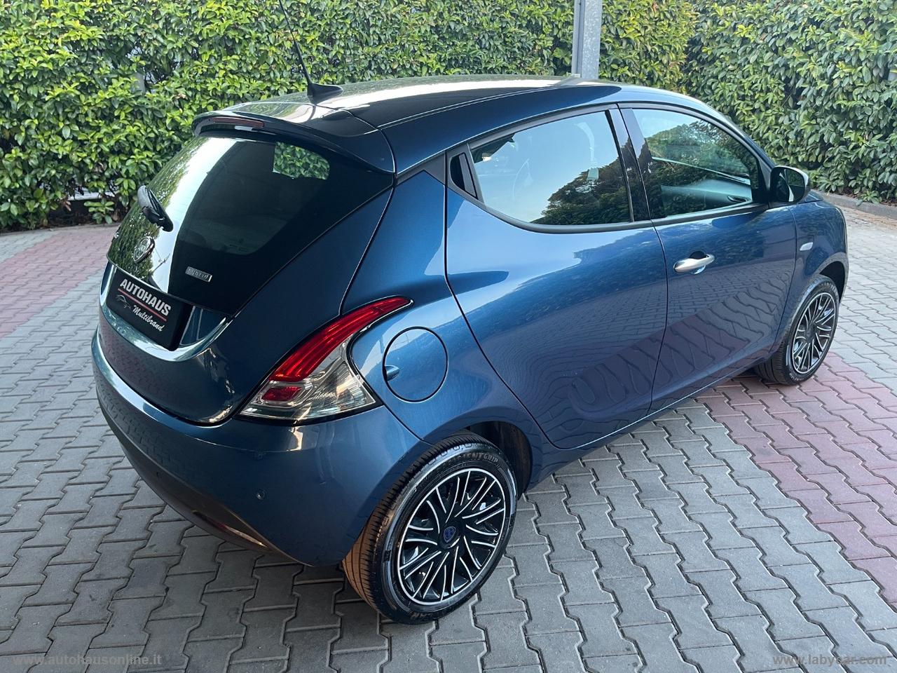 LANCIA Ypsilon 1.0 FireFly 5p. S&S Hybrid Gold