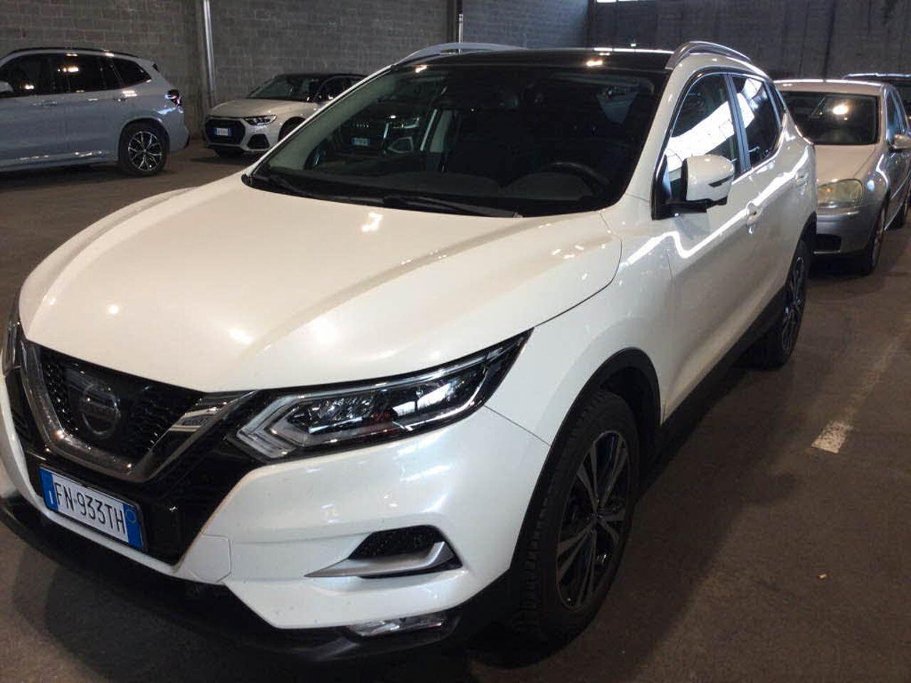 Nissan Qashqai 1.5 dCi 110cv *FULL OPT* da VETRINA