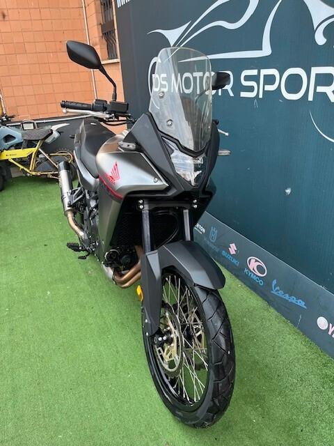 Honda Transalp 750 ABS UNICO PROPRIETARIO 4.000 KM