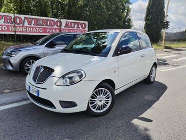 Lancia Ypsilon 1.2 8v Fire 97000km euro 5 2011