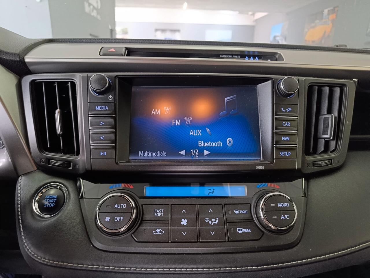 Toyota RAV 4 Diesel Manuale