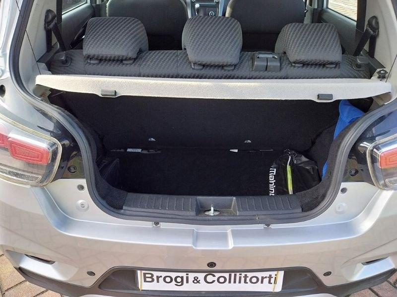 Mahindra KUV100 1.2 K8 FWD