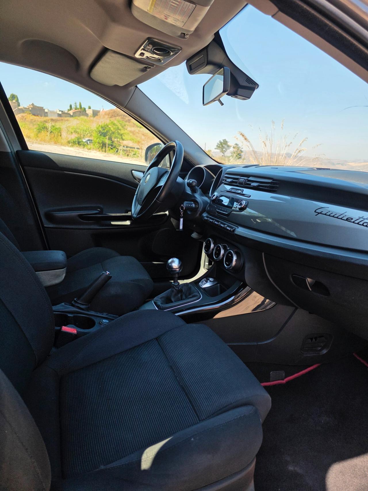 Alfa Romeo Giulietta 1.6 JTDm-2 105 CV Distinctive