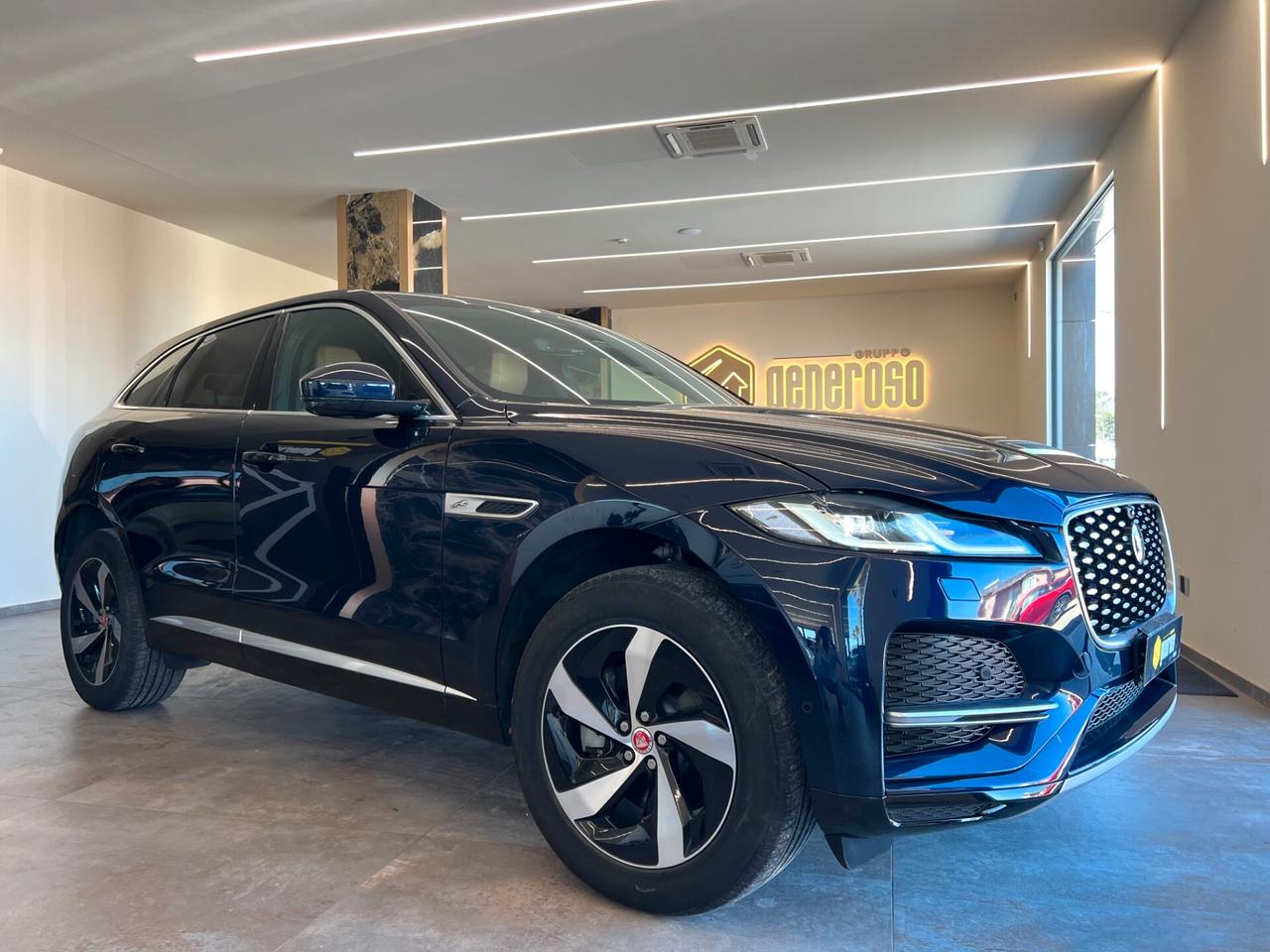 Jaguar F-Pace 2.0 D 204 CV AWD aut. SE