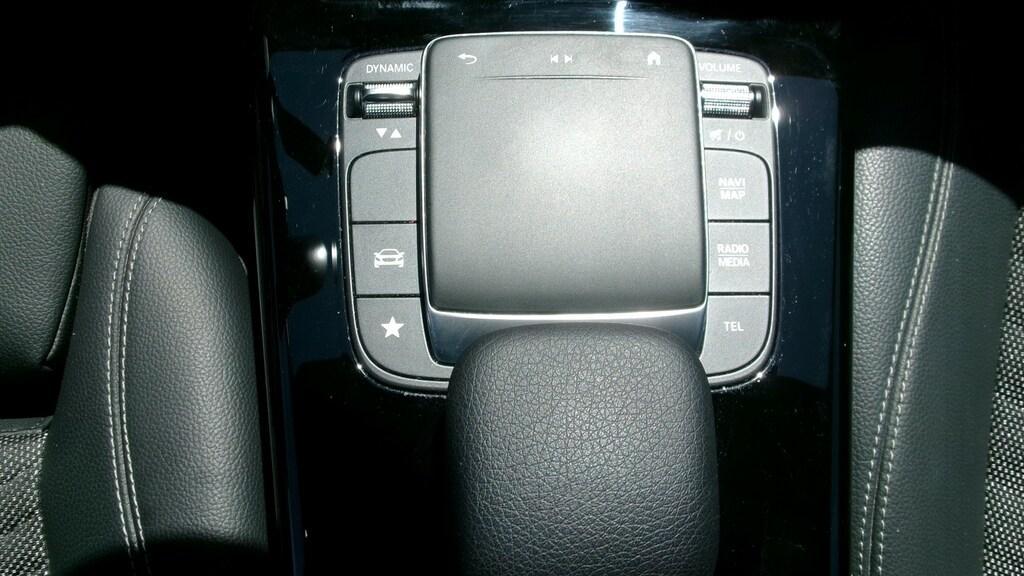 Mercedes Classe A 180 180 D Business 7G-DCT