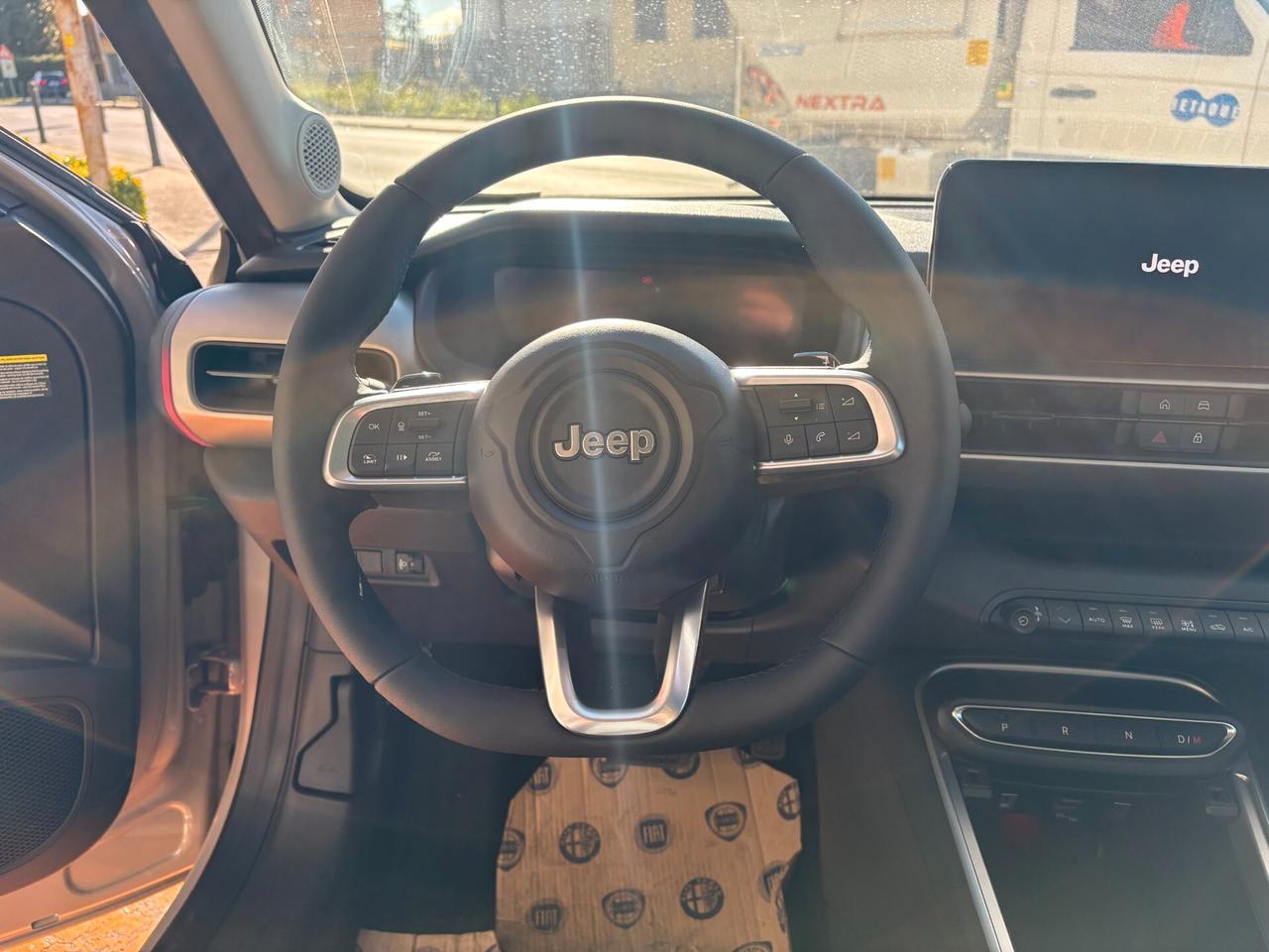 Jeep Avenger 1.2 Turbo 100 CV MHEV Summit