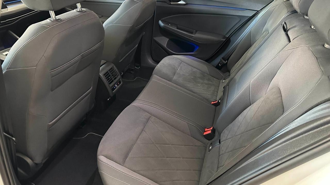 Volkswagen Golf 2.0 TDI 150 CV DSG SCR Style