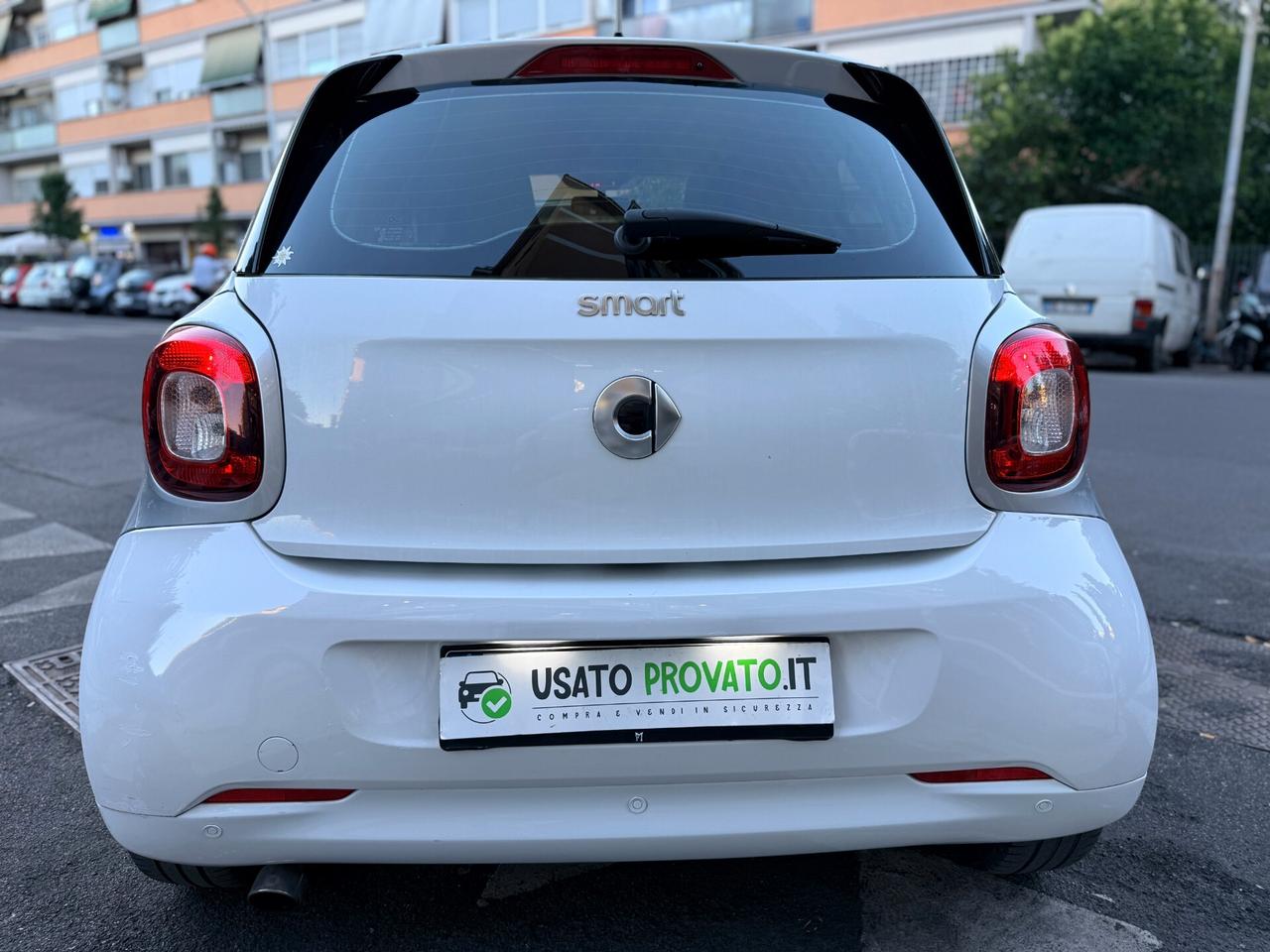 Smart ForFour 1.0 70cv Automatica NO VINCOLI