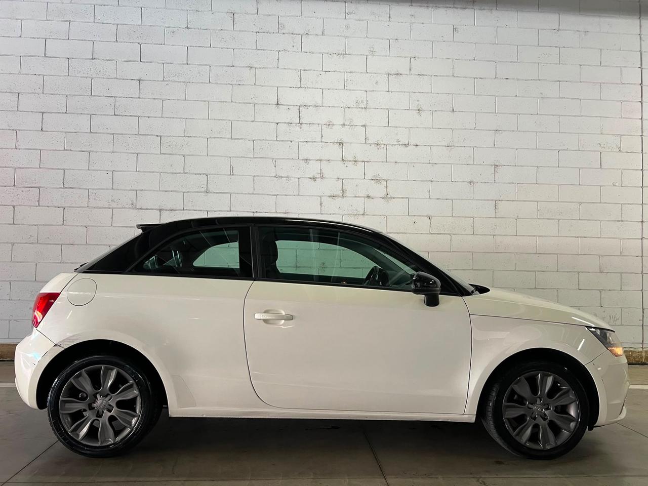 Audi A1 1.6 TDI S tronic Ambition