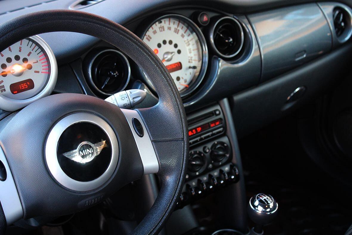 Mini Mini 1.6 16V One
