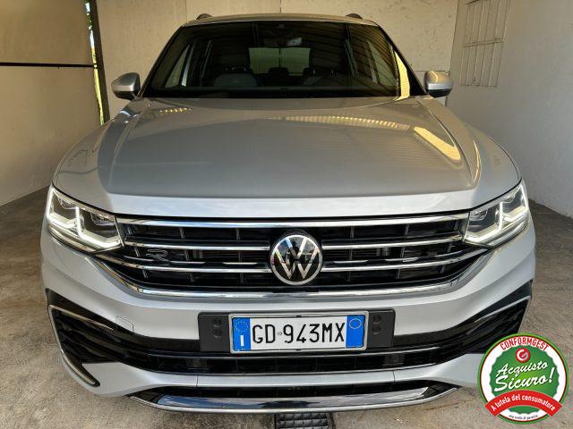 VOLKSWAGEN Tiguan 2.0 TDI 150 CV SCR DSG R-Line GANCIO TRAINO