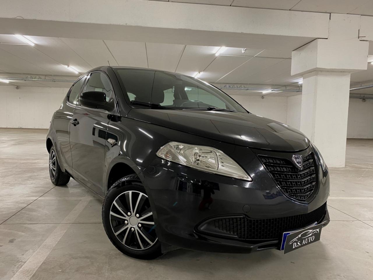 Lancia Ypsilon 1.3 MJT 95 CV ElefantinoOk Neopatentati