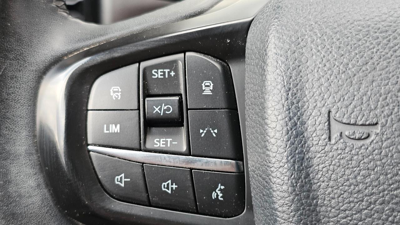 Ford Ranger 2.0 ECOBLUE DC XLT 5 posti