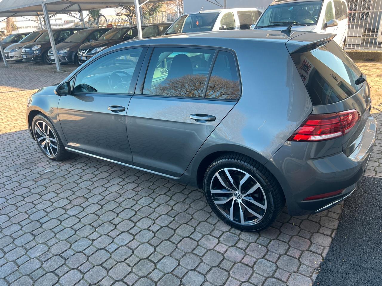 Volkswagen Golf 2.0 TDI 5p. Executive BlueMotion Technology