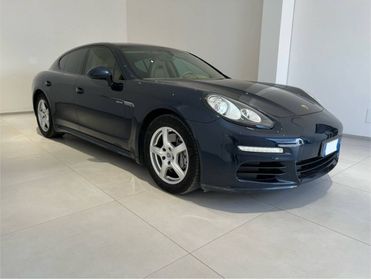 Porsche Panamera 3.0 250cv