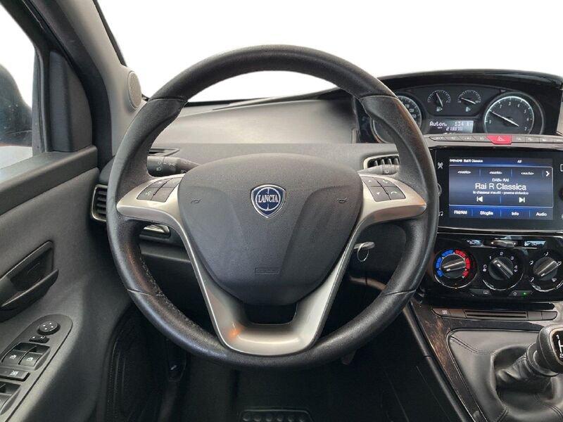 Lancia Ypsilon III 2021 1.0 firefly hybrid Gold Plus s&s 70cv 5p.ti