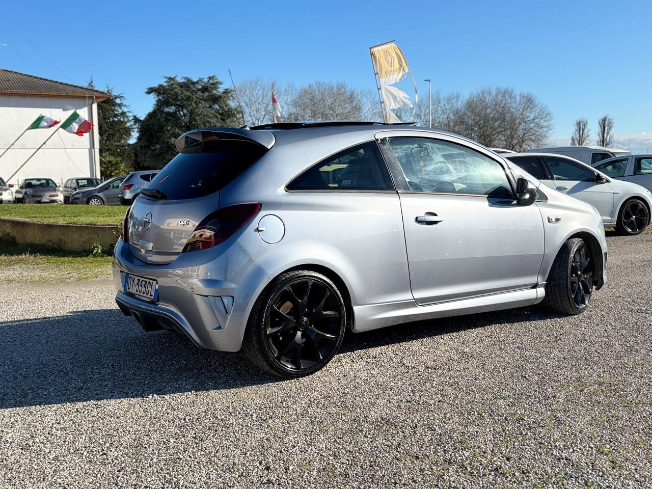 Opel Corsa 1.6 T 192CV 3 porte OPC