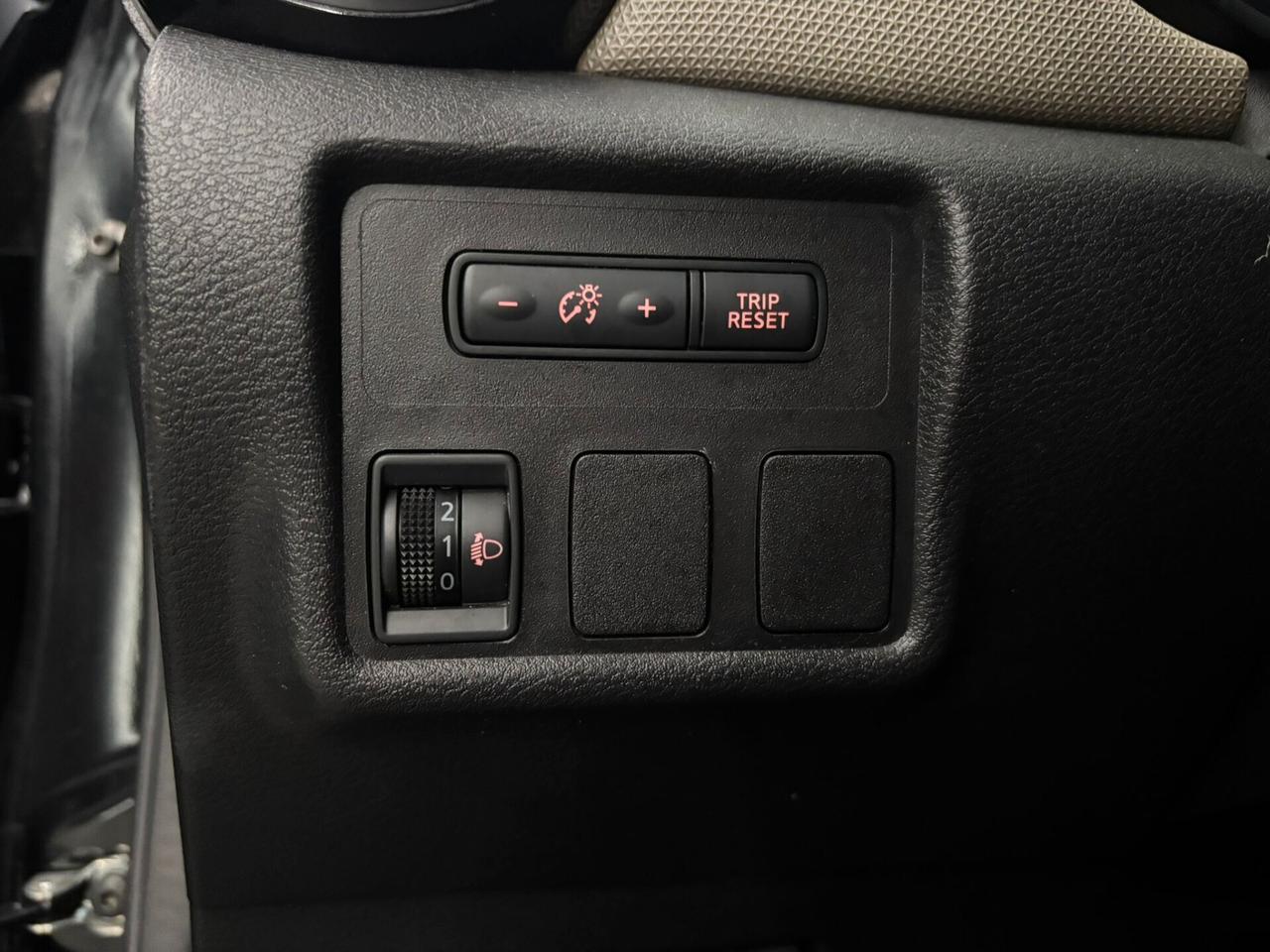 Nissan Micra 0.9 IG-T 90 GPL 5 porte N-conncect