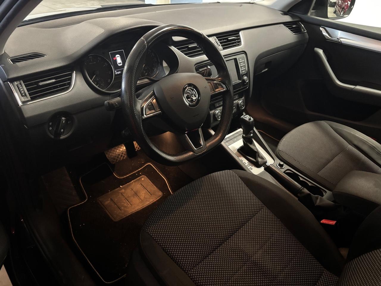 Skoda Octavia 1.4 TSI DSG FULL OPT. G-Tec