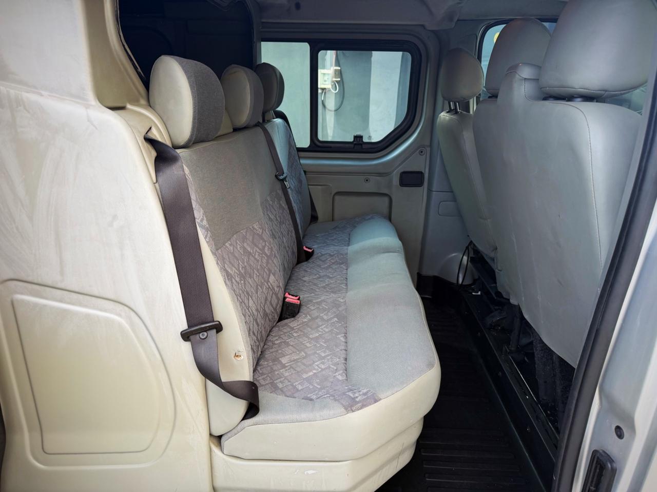 Opel Vivaro 27 1.9 CDTI/100CV PC-TN Combi