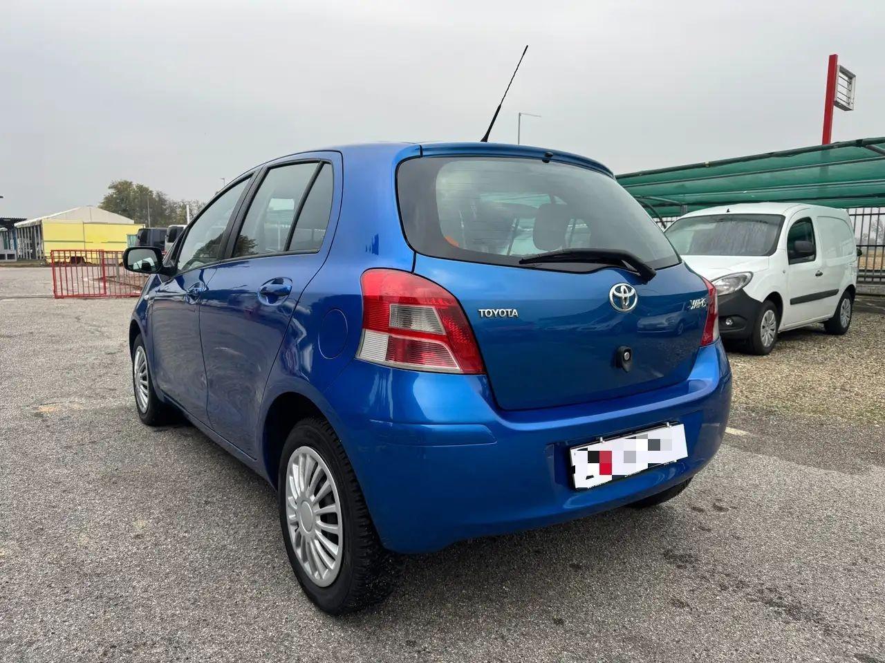 Toyota Yaris 1.0 5 porte Sol