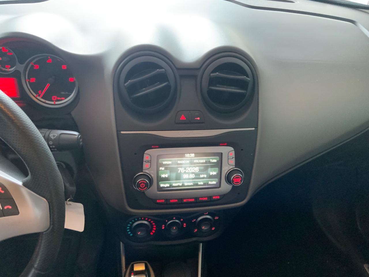 Alfa Romeo MiTo 1.3 JTDm 85 CV S&S Racer